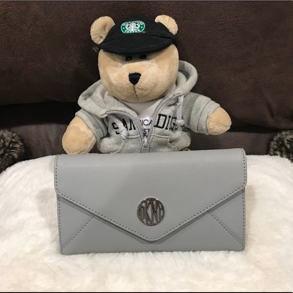 Dkny Handbags - DKNY Saffiano Leather Envelope Wallet